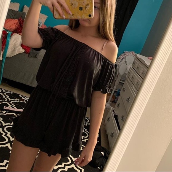 super cute romper - Picture 2 of 3